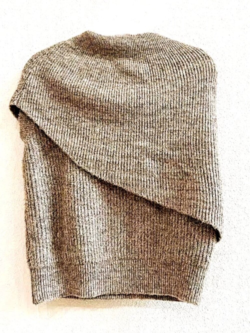 NEW Zara Asymmetrical Sleeveless Knit Sweater Vest Size S Oatmeal Brown NWT - Picture 7 of 8